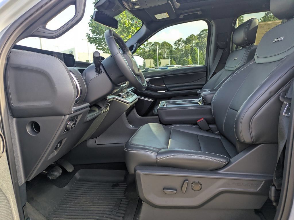 2025 Ford Expedition Platinum MAX