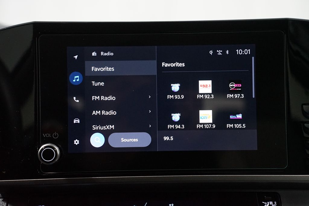 Thumbnail: 2025 Toyota Camry - 18