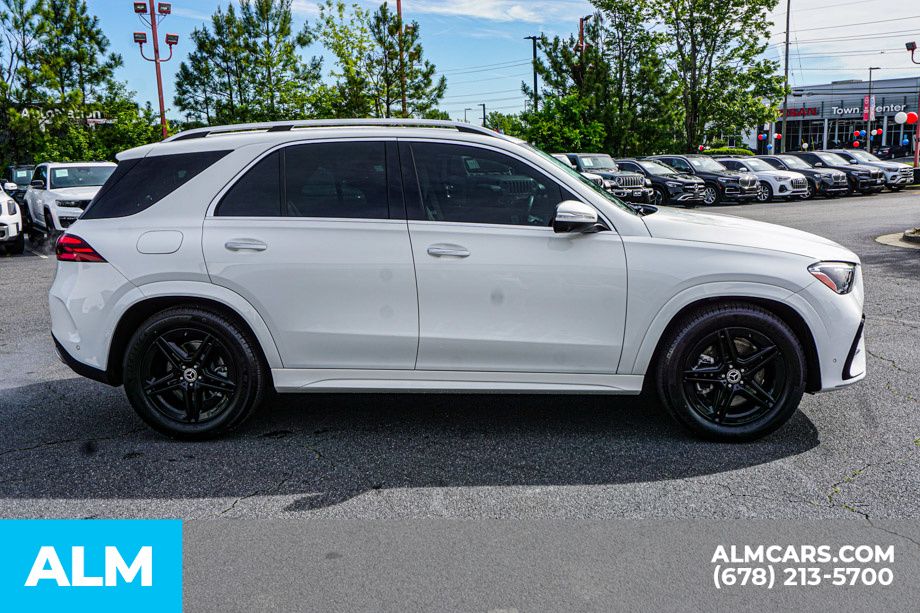 Used 2025 White Mercedes-Benz GLE 580 image 9