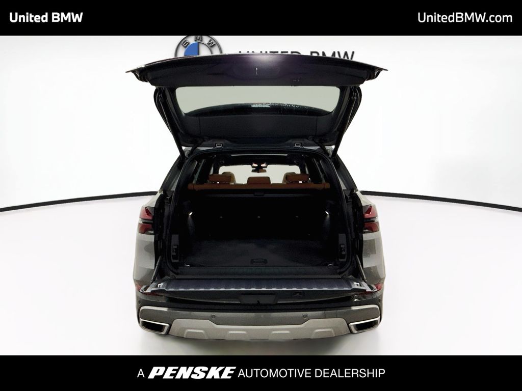 Thumbnail: 2026 BMW X5 - 14