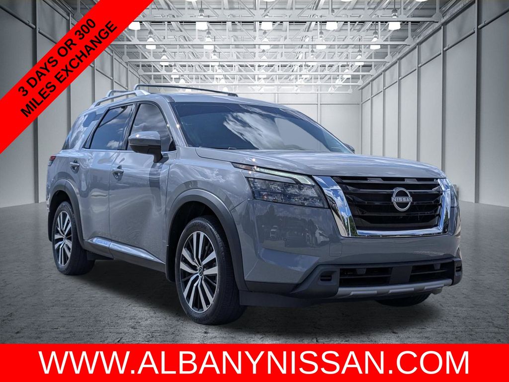 2025 Nissan Pathfinder Platinum