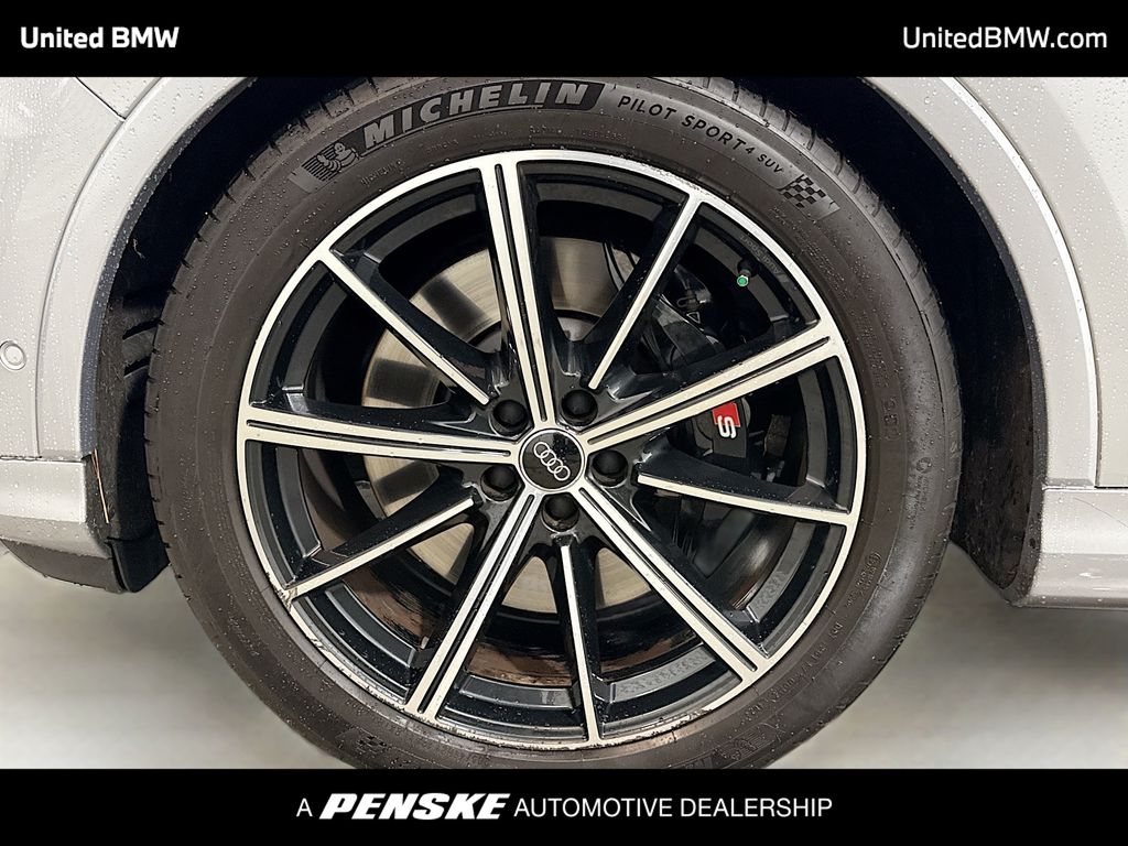 Thumbnail: 2020 Audi SQ7 - 2