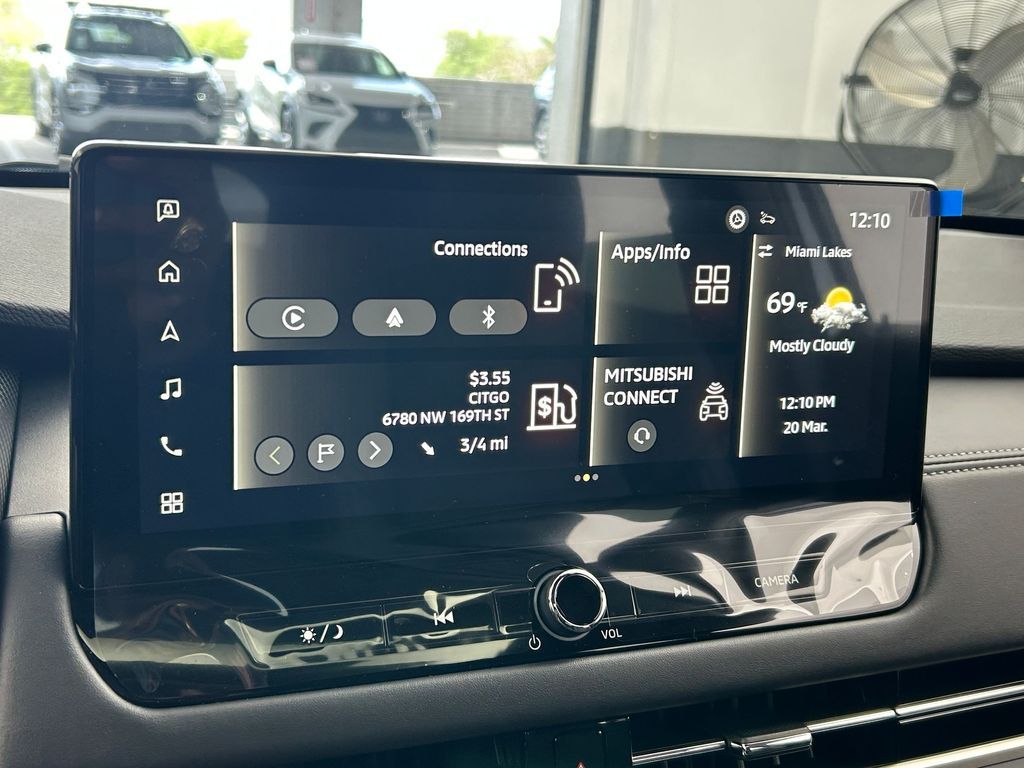 New 2026 White / Black Mitsubishi Trail Edition image 20