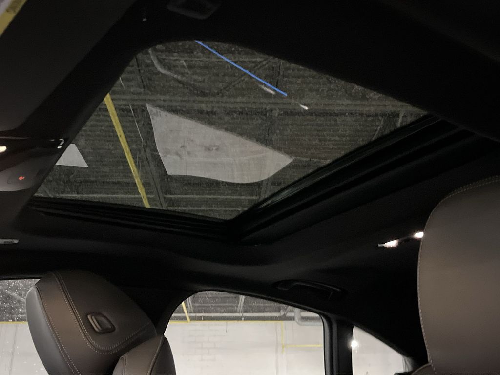 2025 BMW i4 xDrive40 21