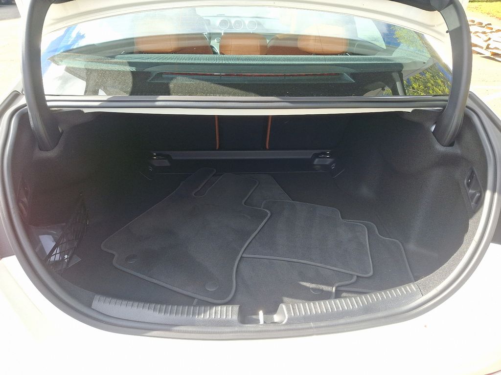 2025 Mercedes-Benz C-Class C 300 27