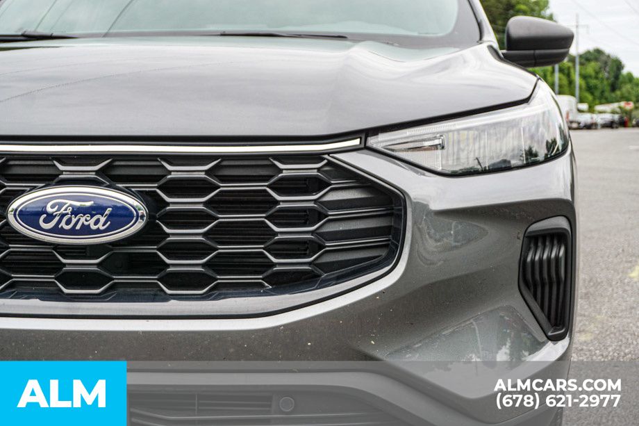 2026 Ford Escape ST-Line - Photo 12