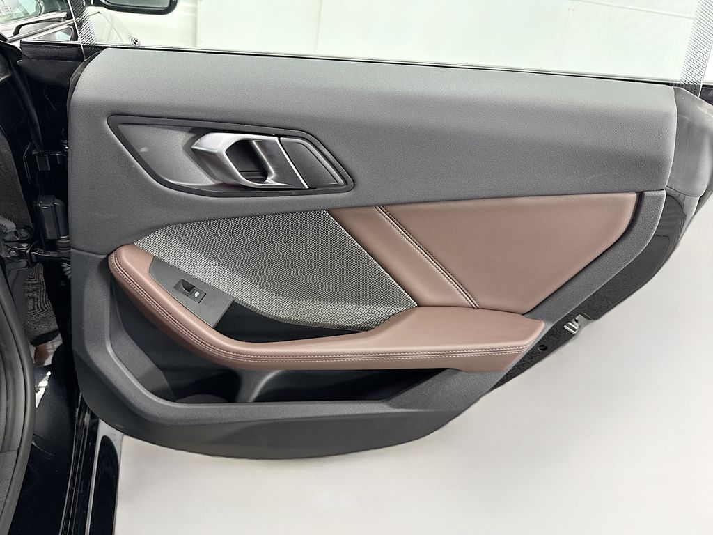 Thumbnail: 2026 BMW 2 Series - 25