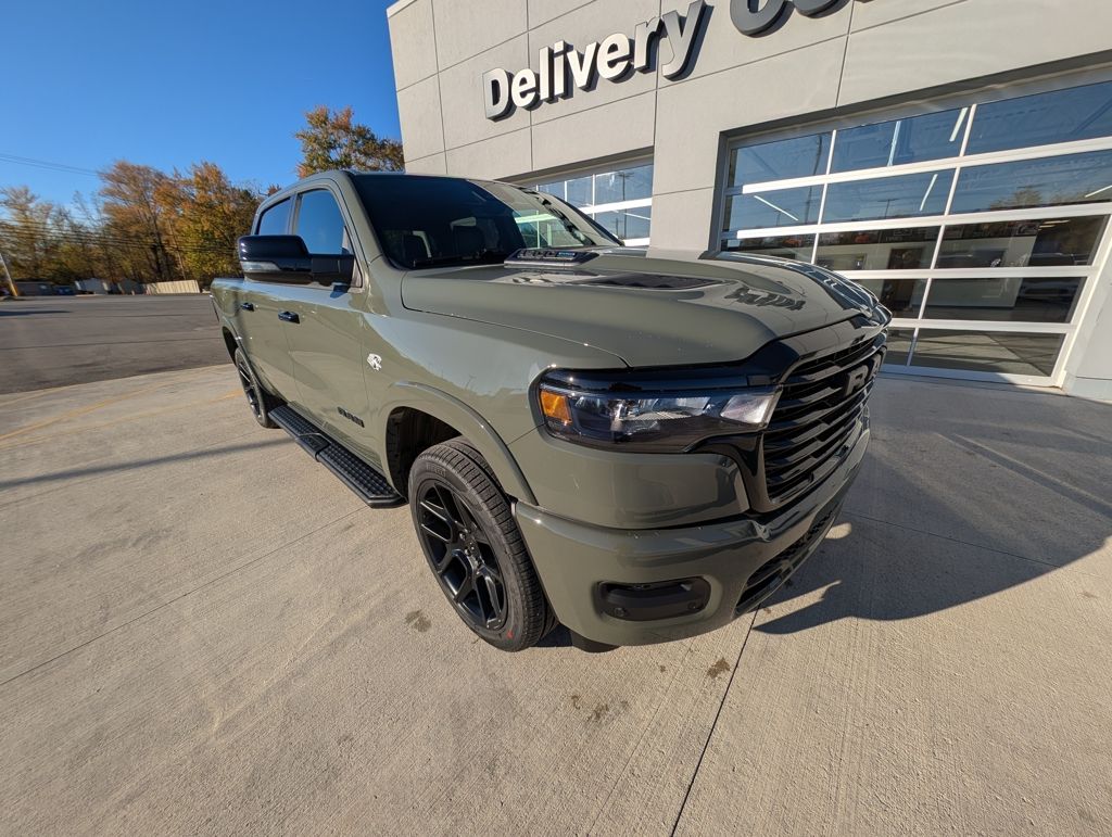 2026 RAM 1500 Laramie Crew Cab 4WD