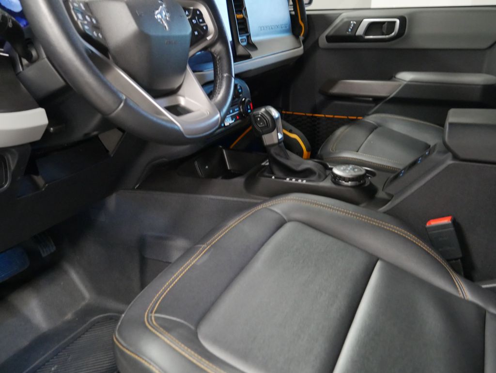 Thumbnail: 2022 Ford Bronco - 17