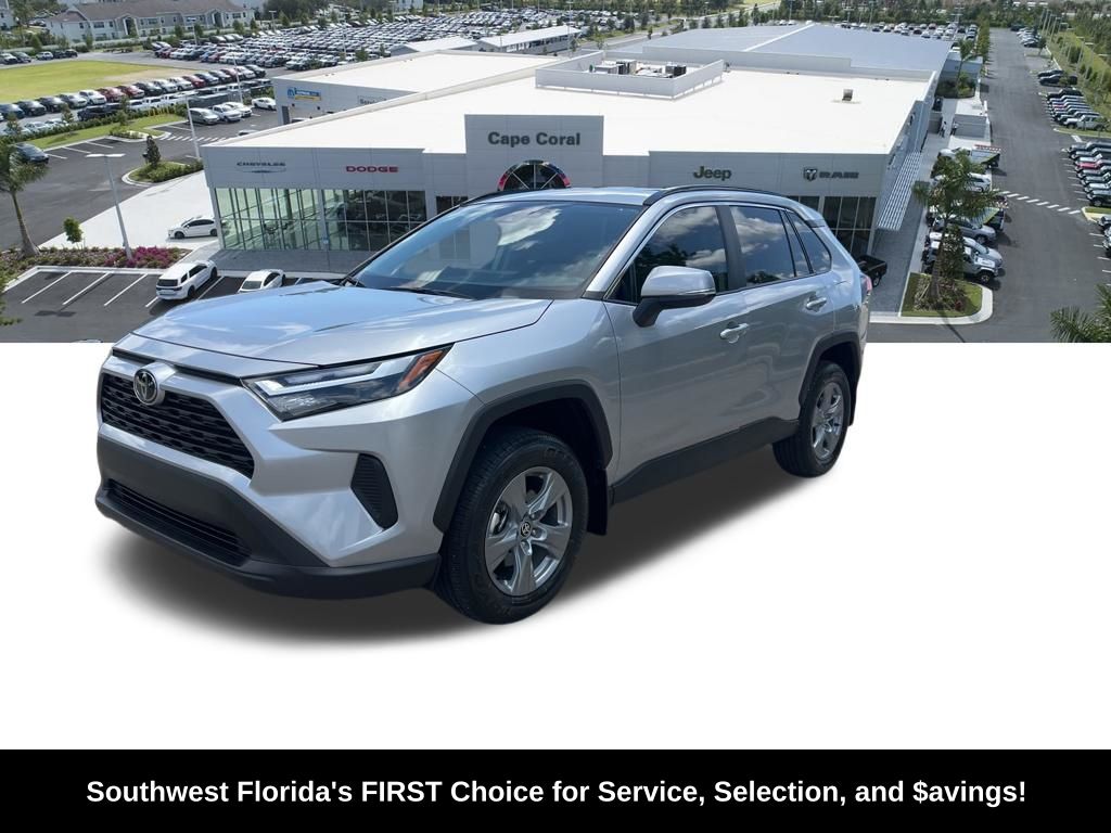 2025 Toyota RAV4 XLE