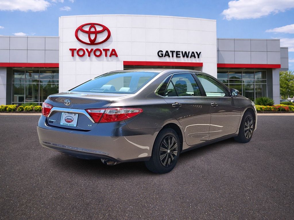 Thumbnail: 2015 Toyota Camry - 5