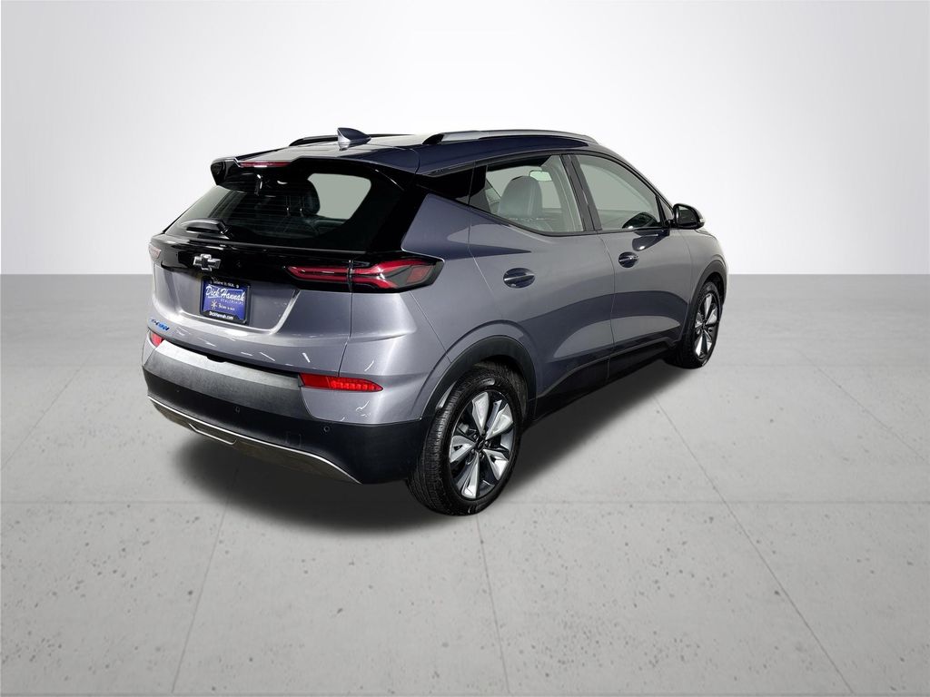2022 Chevrolet Bolt EUV LT
