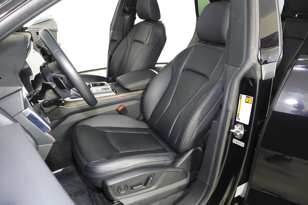 Thumbnail: 2020 Audi Q8 - 22