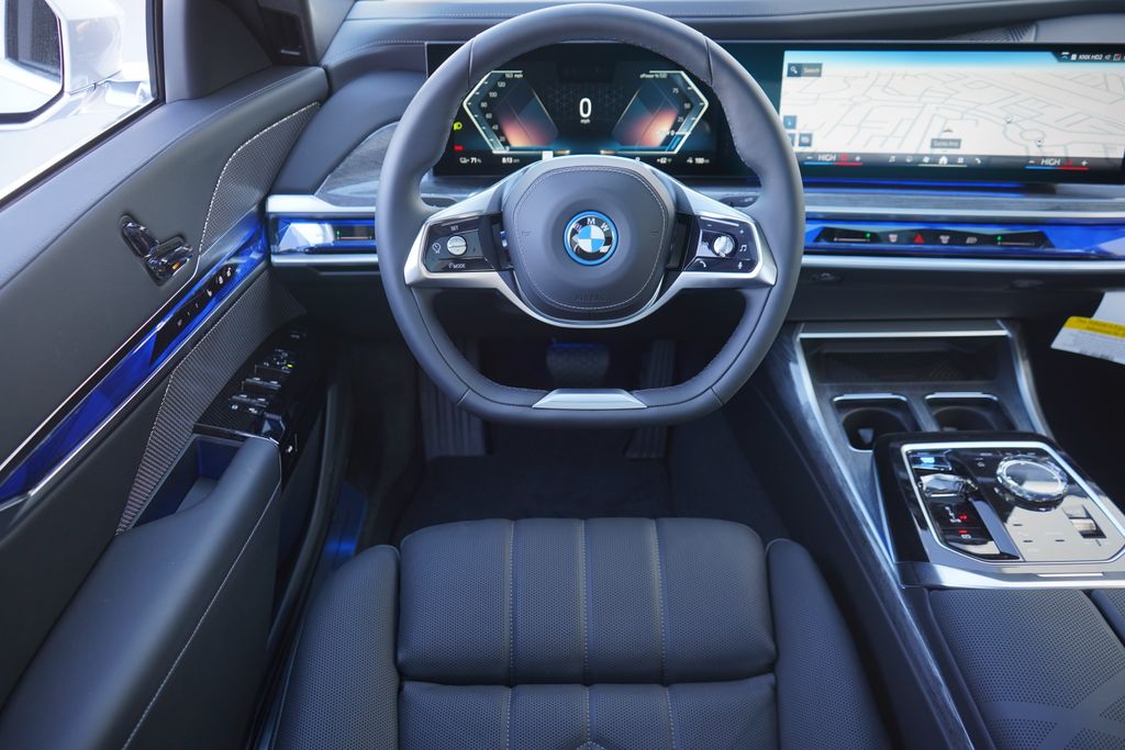 2024 BMW i7 eDrive50 16