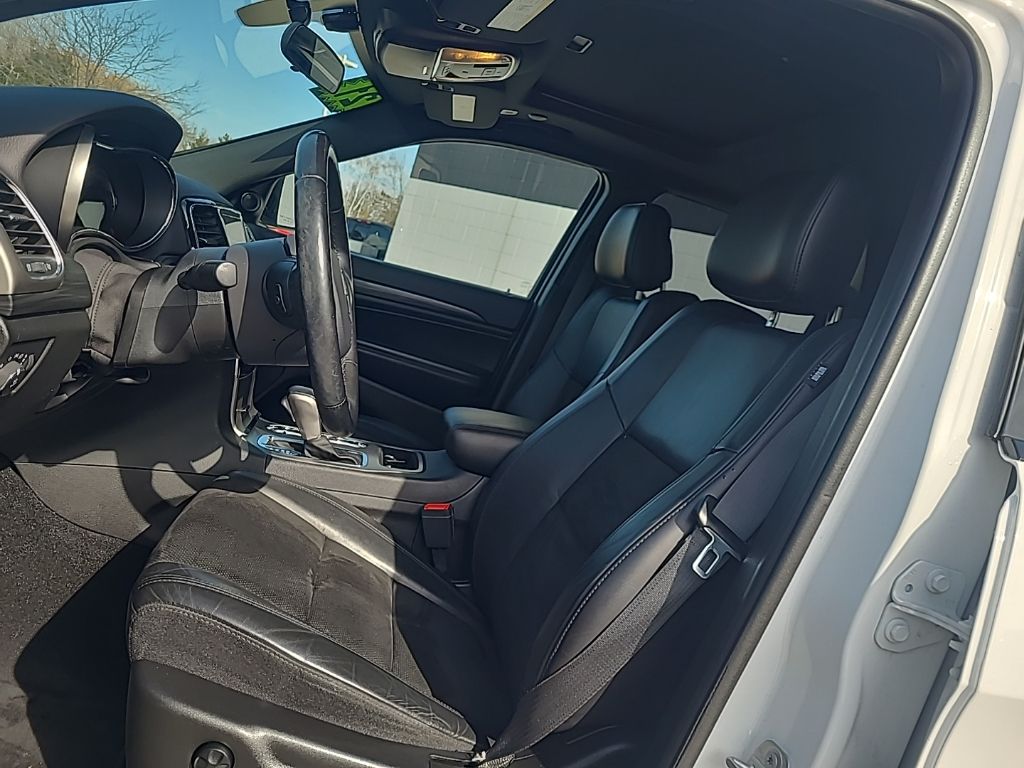 used 2021 Jeep Grand Cherokee car, priced at $22,466