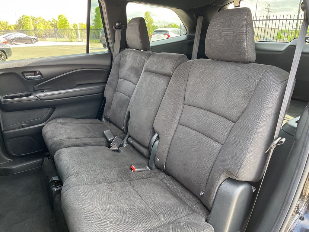 Thumbnail: 2022 Honda Pilot - 23