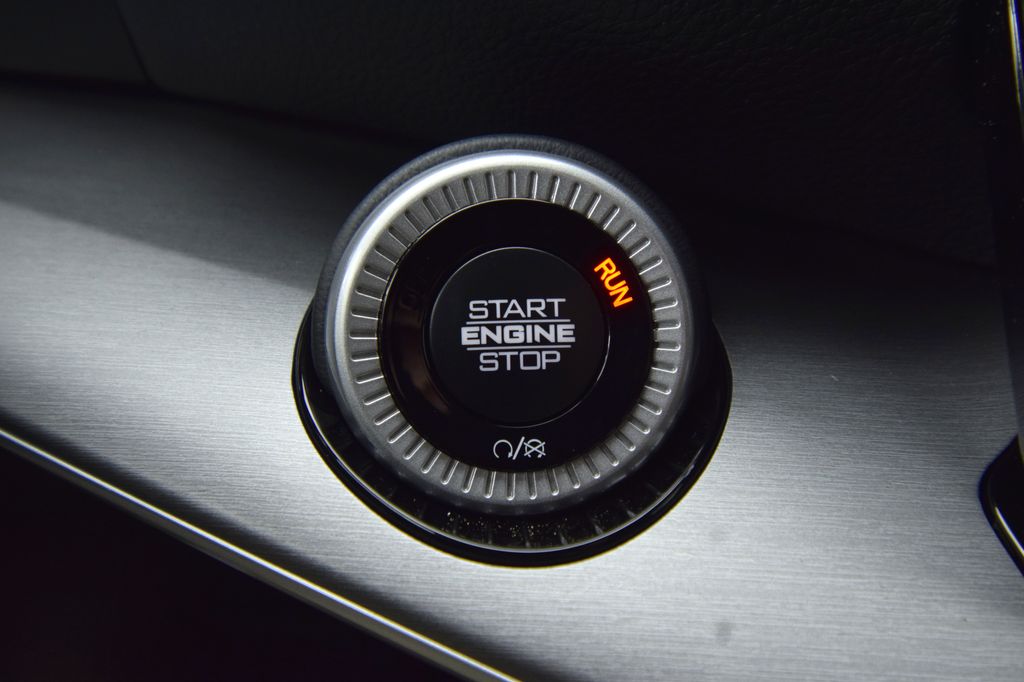 new 2026 Jeep Grand Wagoneer L car, priced at $71,236