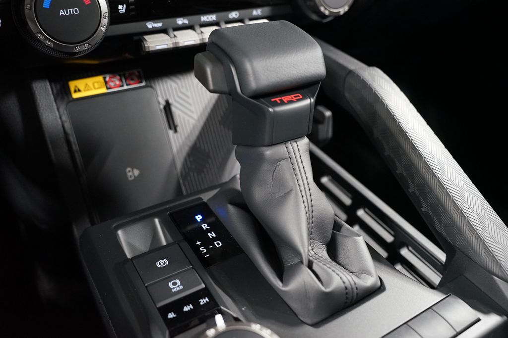 Thumbnail: 2025 Toyota 4Runner - 24