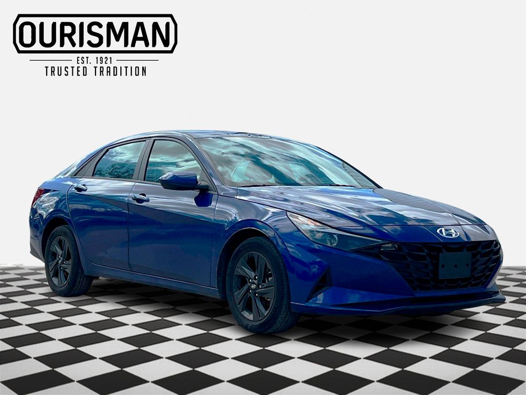 Intense Blue 2023 Hyundai Elantra SEL FWD Sedan Front-Wheel Drive Continuously Variable Transmission