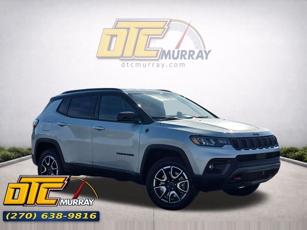 Silver Zynith Metallic Clearcoat 2025 Jeep Compass SUV / Crossover Four-Wheel Drive 8-Speed Automatic