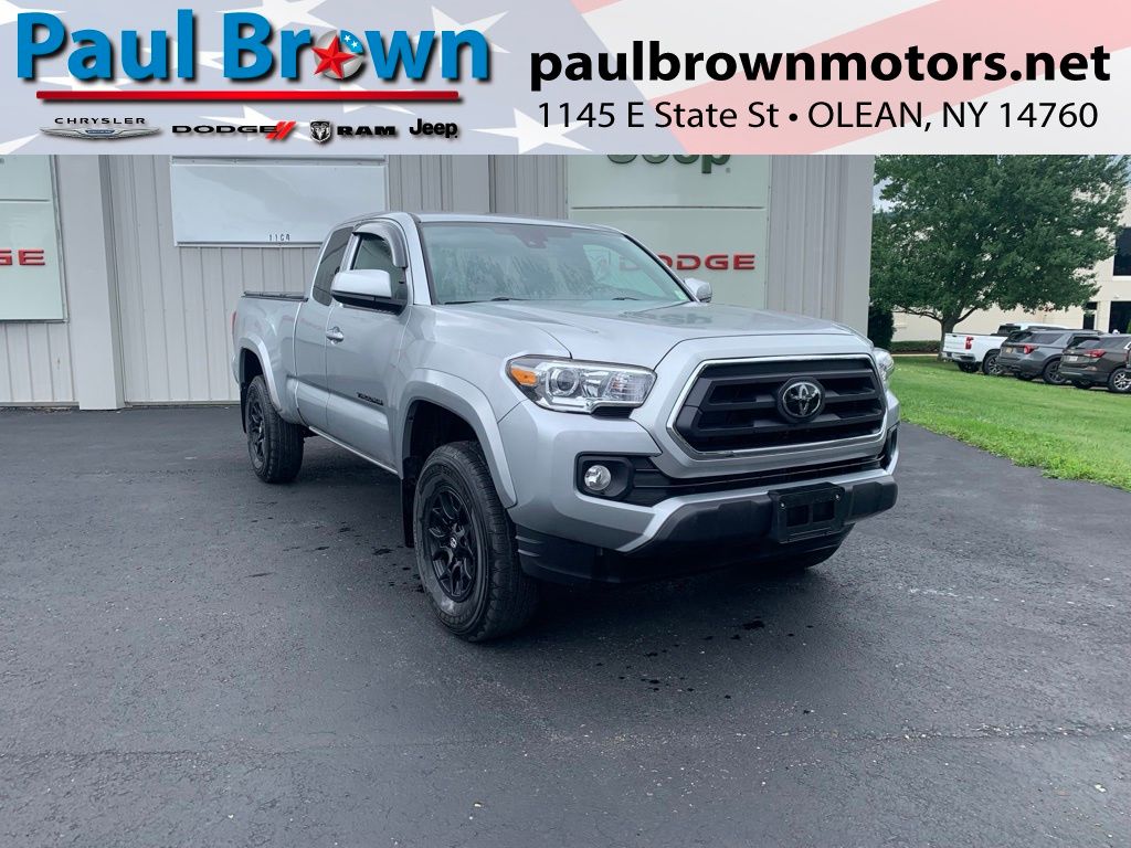 2022 Toyota Tacoma SR5 V6 Access Cab 4WD
