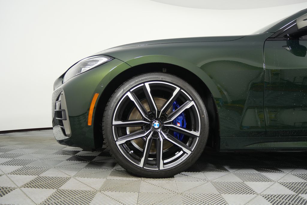 Thumbnail: 2024 BMW 4 Series - 9