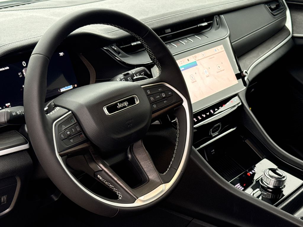 New 2026 Jeep Grand Cherokee SUV