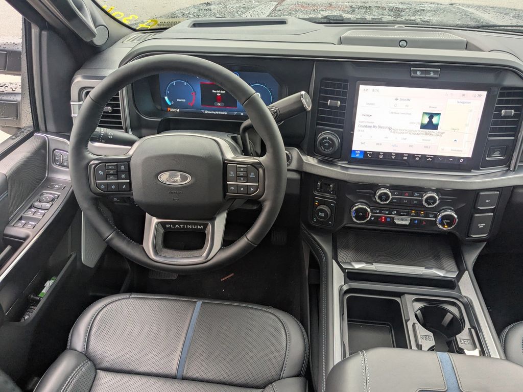 2025 Ford F-350 Super Duty Platinum