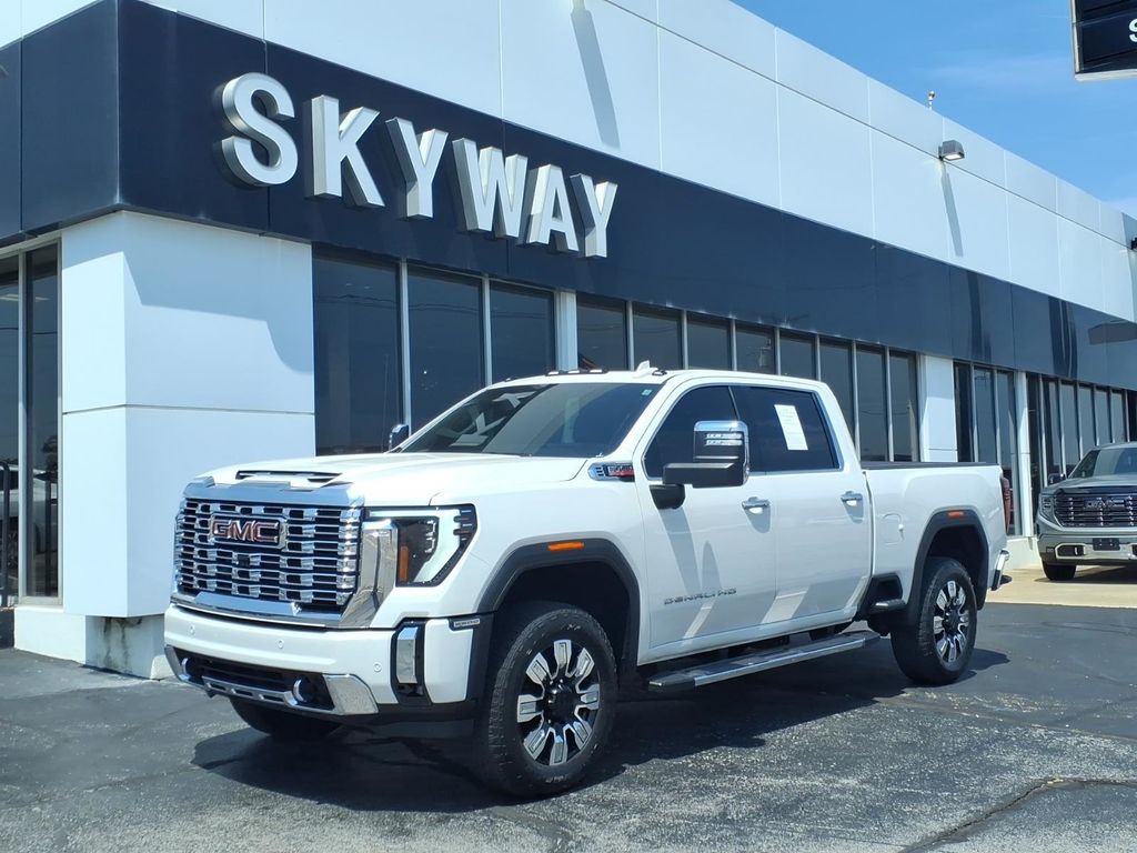 2024 GMC Sierra 2500HD Denali Crew Cab 4WD