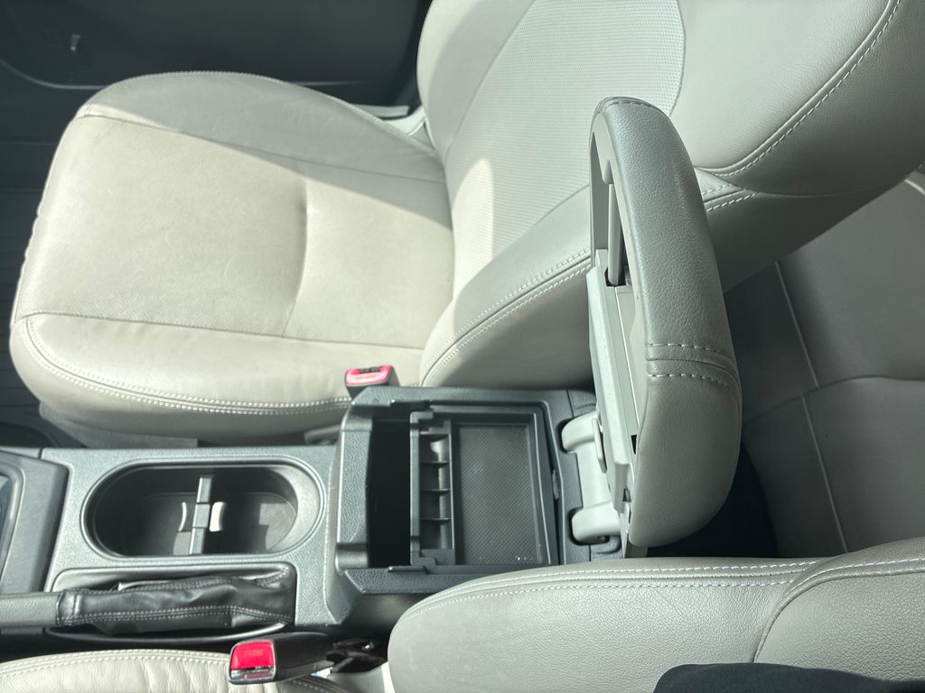 Used 2015 Gray Subaru 2.5i Touring image 20