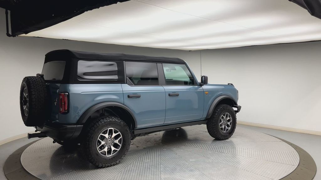Thumbnail: 2022 Ford Bronco - 2