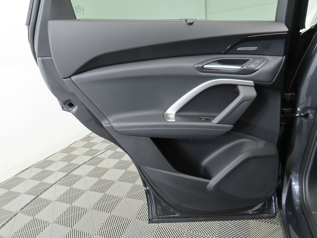 2025 Audi Q5 Premium 28
