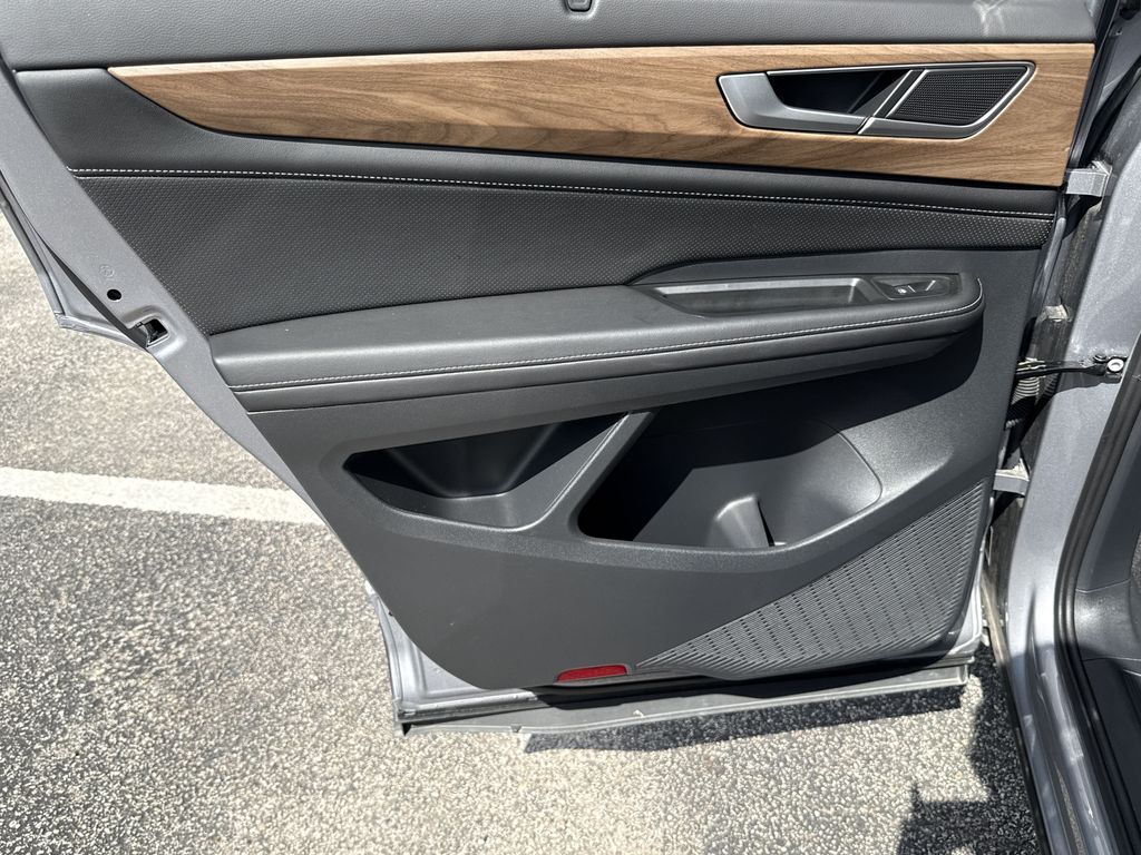 2024 Volkswagen Atlas 2.0T SE w/Technology Silver at DeMontrond Auto Country