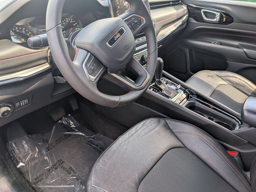 2025 Jeep Compass Trailhawk - Photo 11
