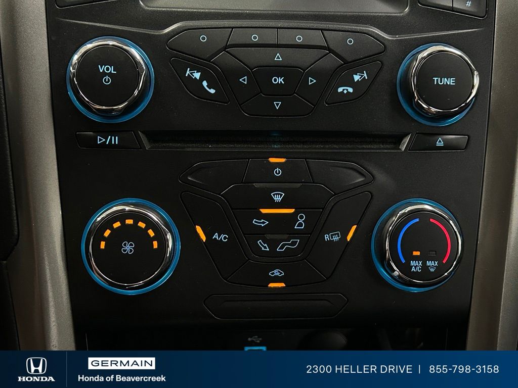 Used 2018 Silver Ford SE image 23