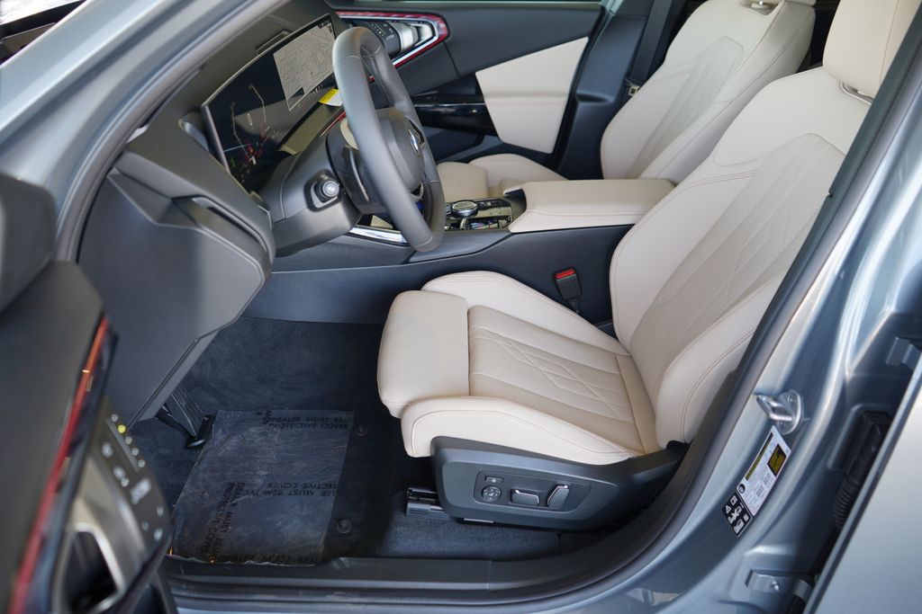 Thumbnail: 2026 BMW X3 - 10