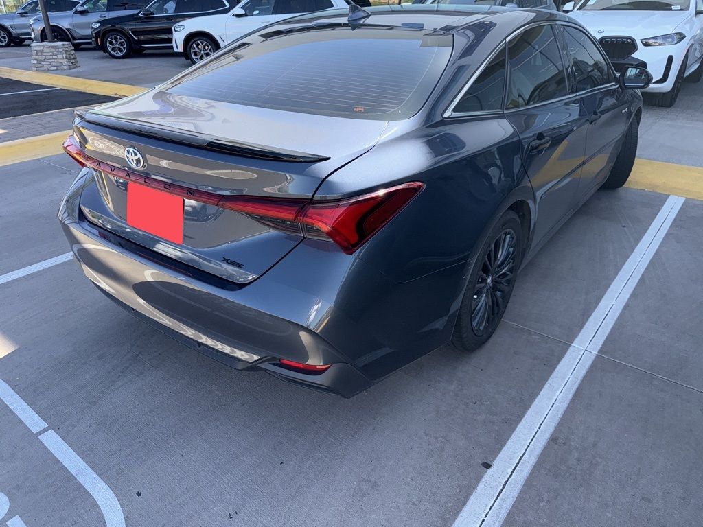 Thumbnail: 2020 Toyota Avalon - 5