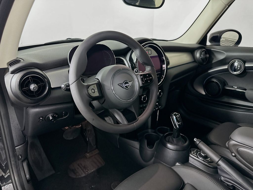 Thumbnail: 2024 MINI Cooper - 9
