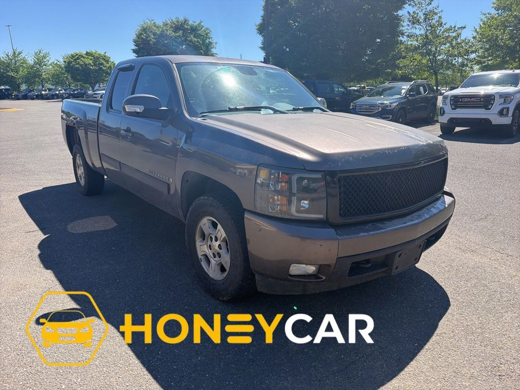 Desert Brown Metallic 2007 Chevrolet Silverado 1500 LTZ Extended Cab 4WD Pickup Truck Four-Wheel Drive 4-Speed Automatic Overdrive