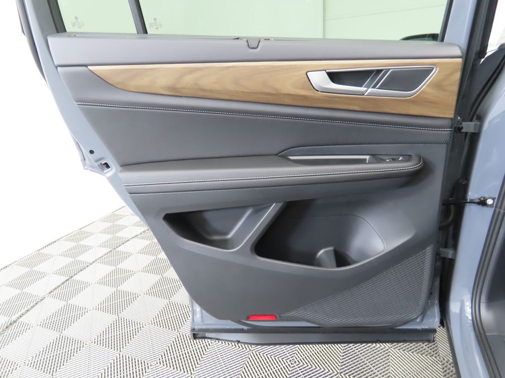 Thumbnail: 2026 Volkswagen Atlas - 26