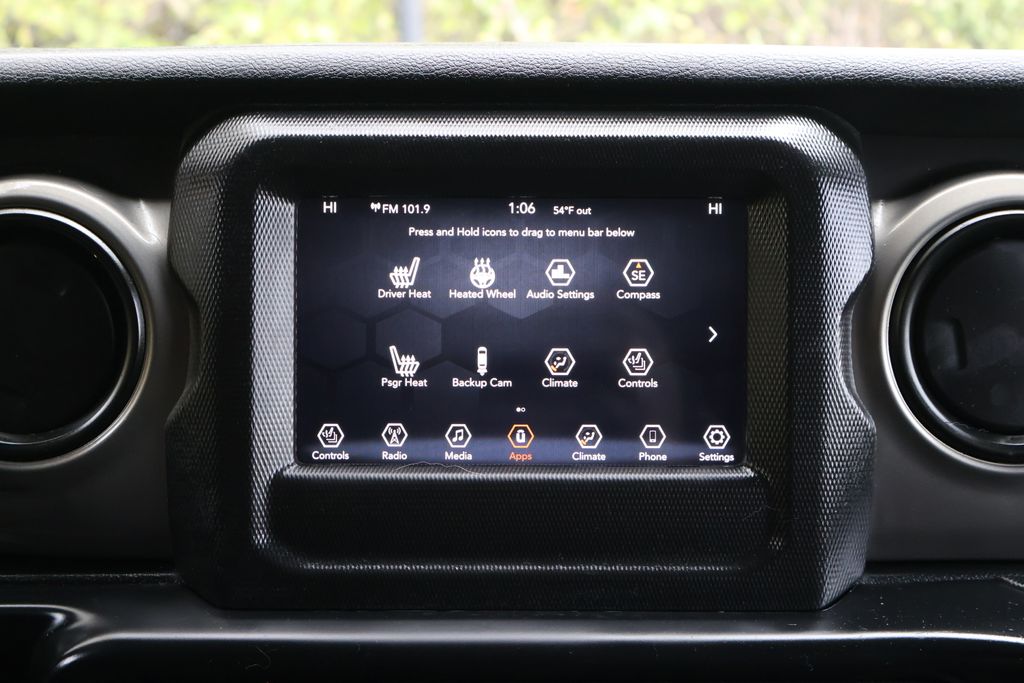 Thumbnail: 2019 Jeep Wrangler - 18