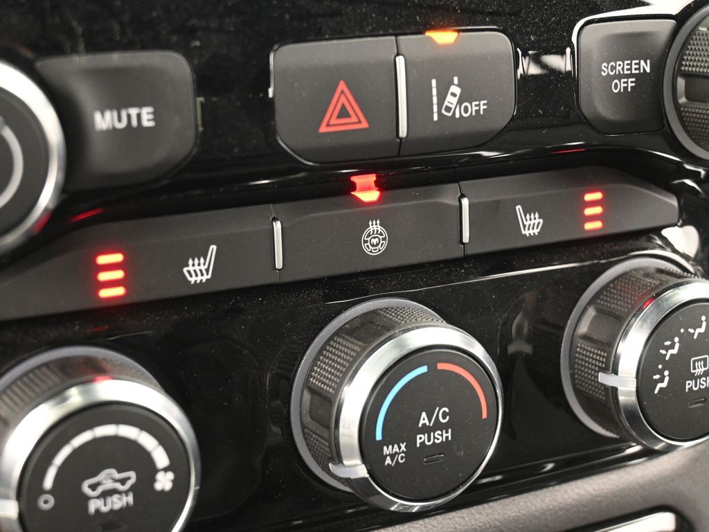 New 2026 Bright White Clearcoat Ram Big Horn/Lone Star image 25