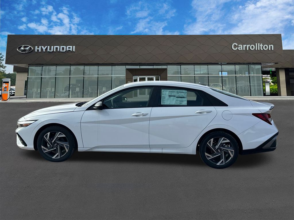 Certified Used 2025 White Hyundai SEL Sport image 8