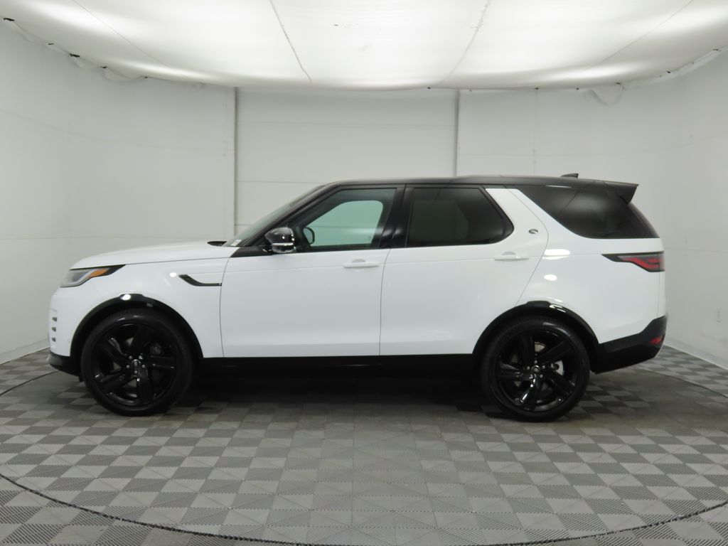 2024 Land Rover Discovery Dynamic SE 8