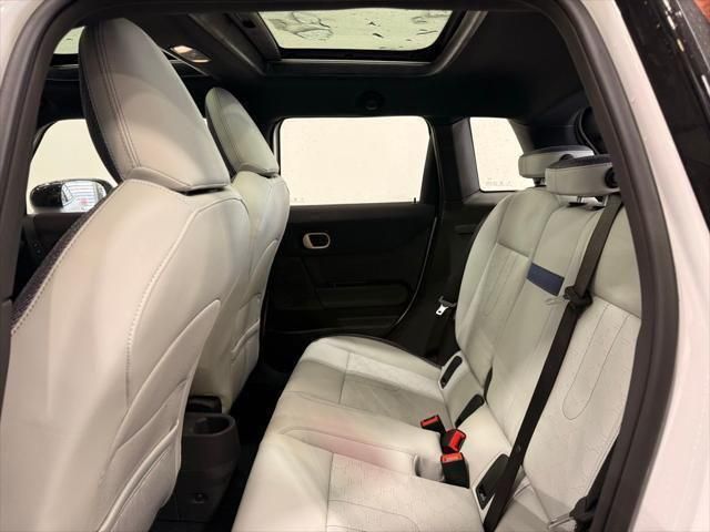 Thumbnail: 2026 MINI Cooper - 21