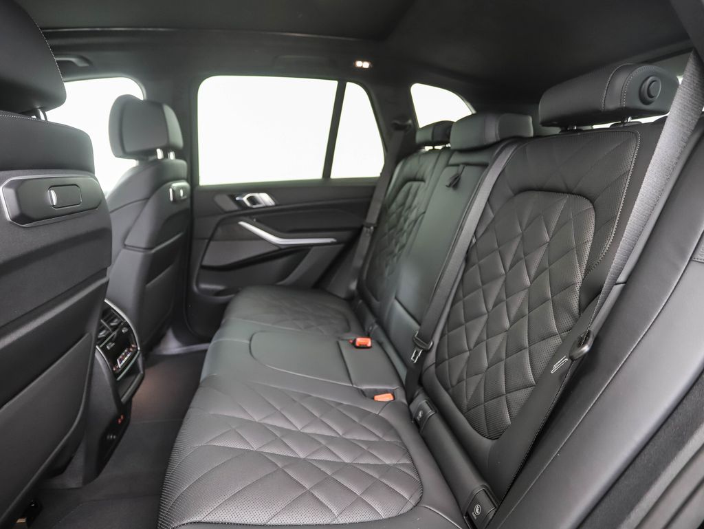 2026 BMW X5 xDrive40i 21
