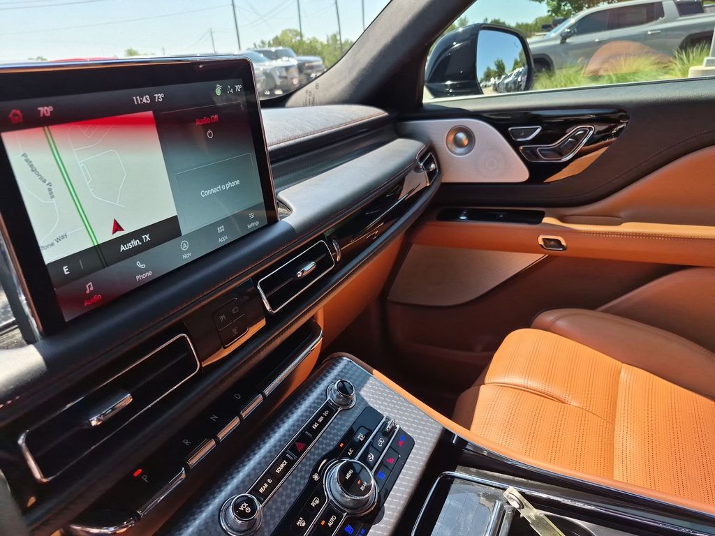 Used Car 2023 Lincoln Aviator  Black Label For Sale Under $60,000 In Austin, Texas