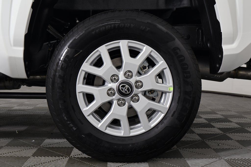 Thumbnail: 2026 Toyota Tacoma - 10