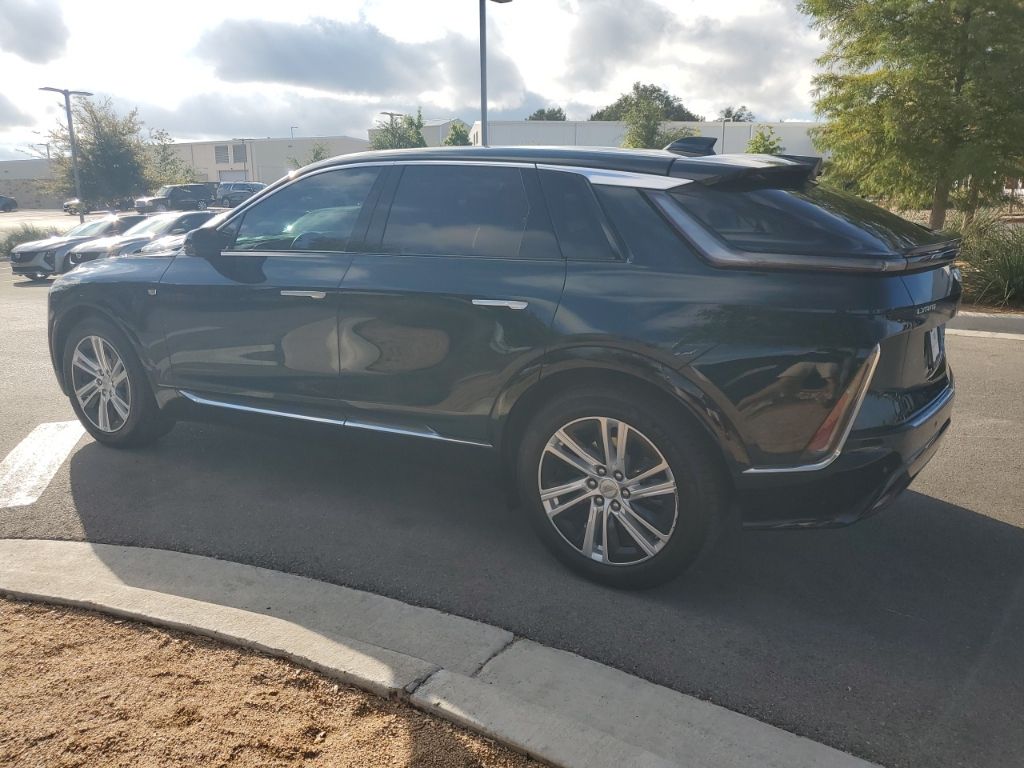 Used Car 2024 Cadillac Lyriq  Tech For Sale Under $40,000 In Austin, Texas