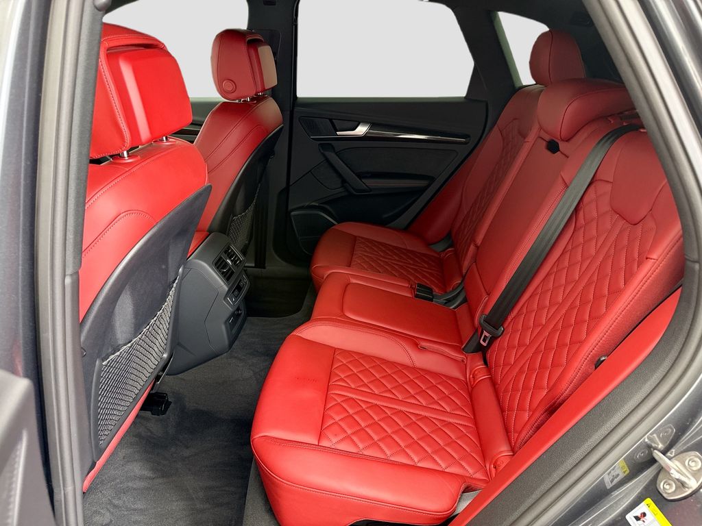 Thumbnail: 2023 Audi SQ5 - 20